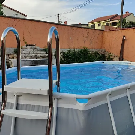 Tessa Met Dakterras En Zeezicht Airco Wifi En Zwembad Apartment Novigrad Istria
